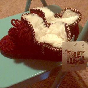 Muk Luk slippers